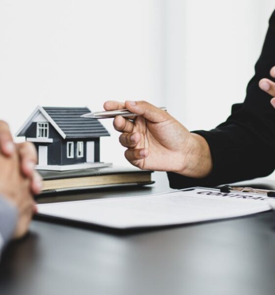 The Role of Real Estate Experts for Home Buyers and Sellers