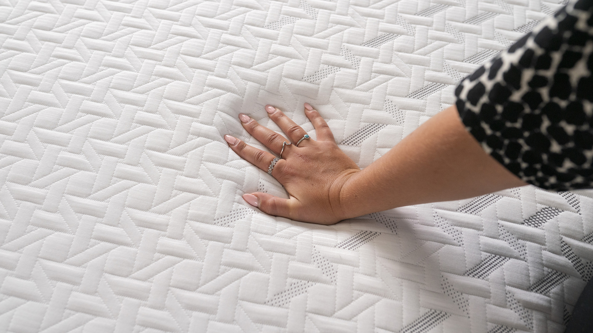 How Advanced Materials Like PCM Are Changing the Future of Mattresses